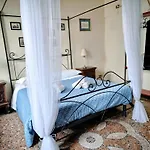 Dimora Del Conte Bed and Breakfast Πίζα